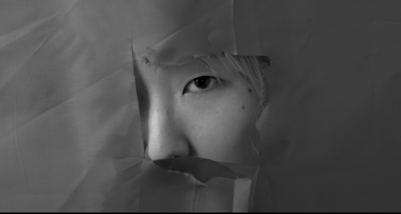 Image: Min-Young Her, ㅁ: each mouthful a comma or period (video still), 2023. 
