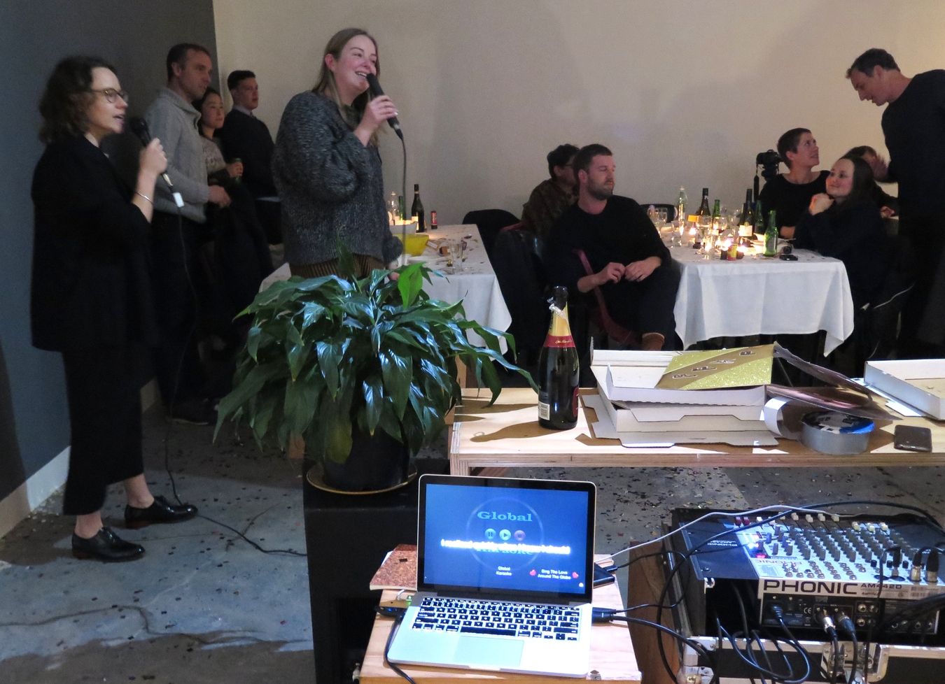 An exciting finalé to the evening as guests party the night away with Youtube karaoke and the gallery PA system.
