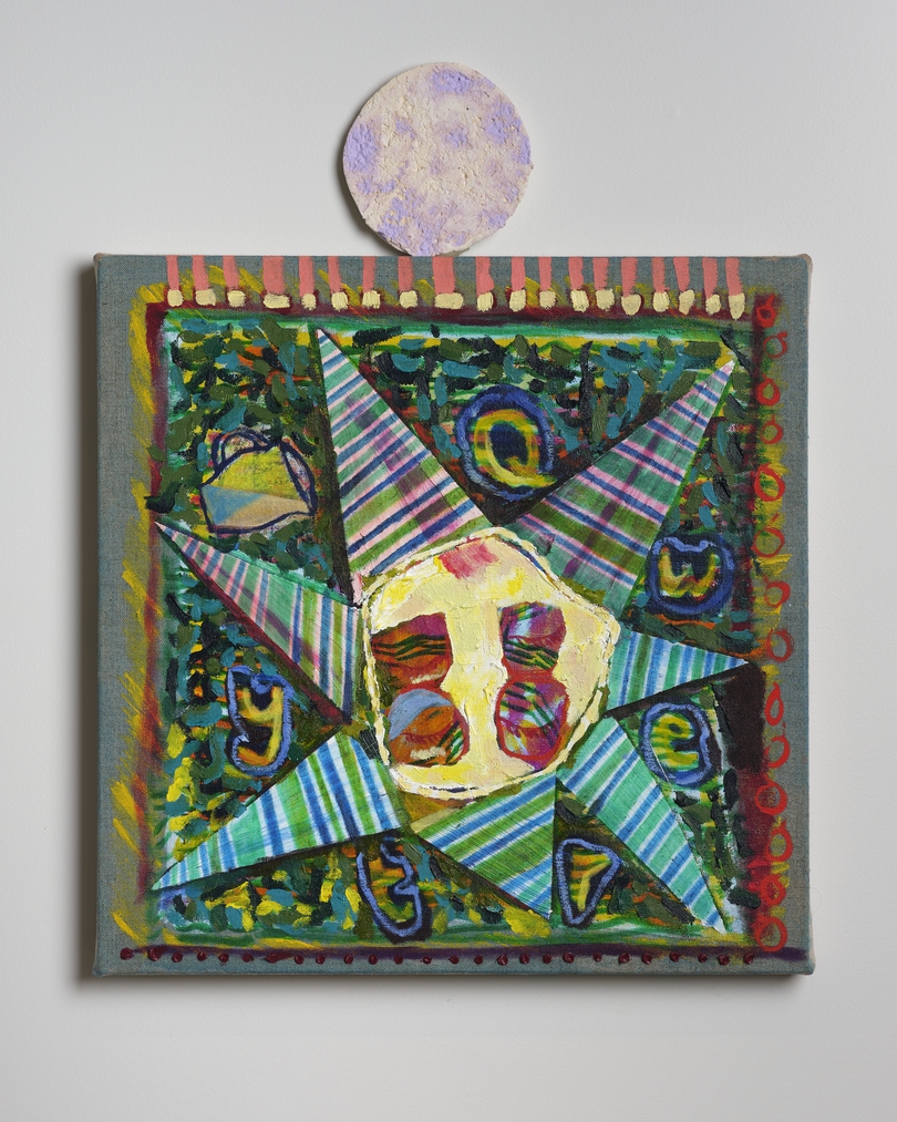 Image: Nicola Farquhar, Star, 2021, The Suter Art Gallery Te Aratoi o Whakatū. Oil and acrylic on linen; paperclay and pigment attachment, 500 x 500mm. Photo: Sam Hartnett.