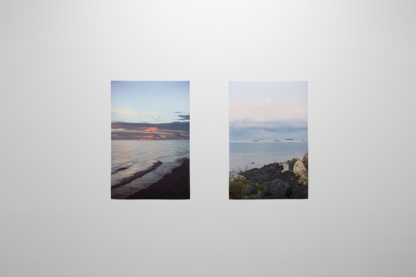 Left: Emily Parr, Towards Lotofaga (Dawn) (installation view), 2019. Right: Emily Parr, Tongatapu (Full Moon) (installation view), 2019. Photo: Janneth Gil.